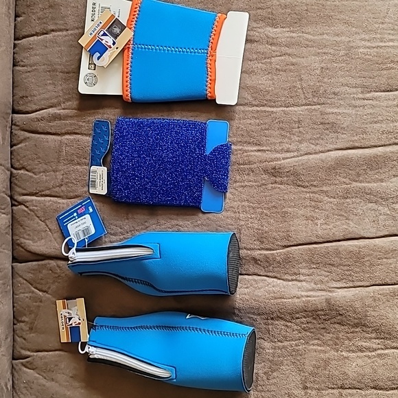 NY Knicks bottle and can Koozies - Picture 2 of 5